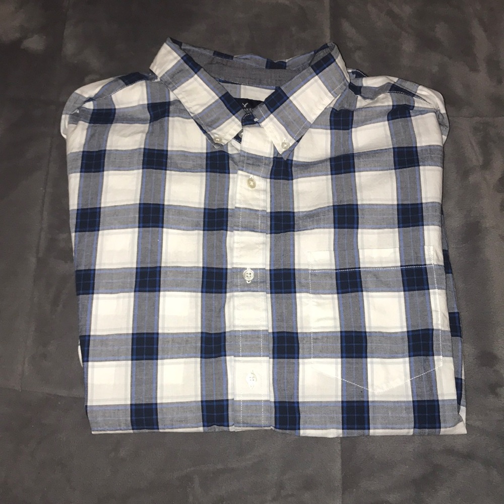 American Eagle button down